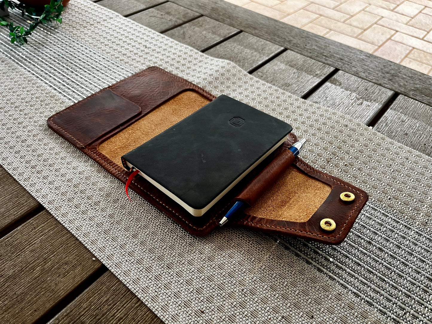 Travel Leather Notebook Cover – Full-Grain Italian Veg-Tanned Leather