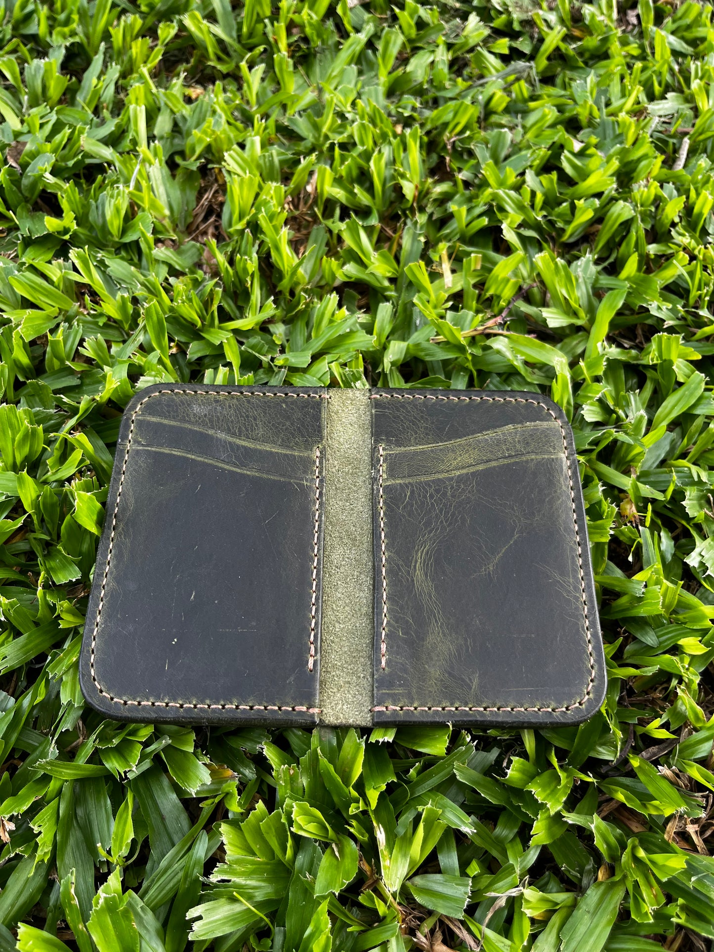 Pull-up Veg-tanned Leather Wallet in Olive Green