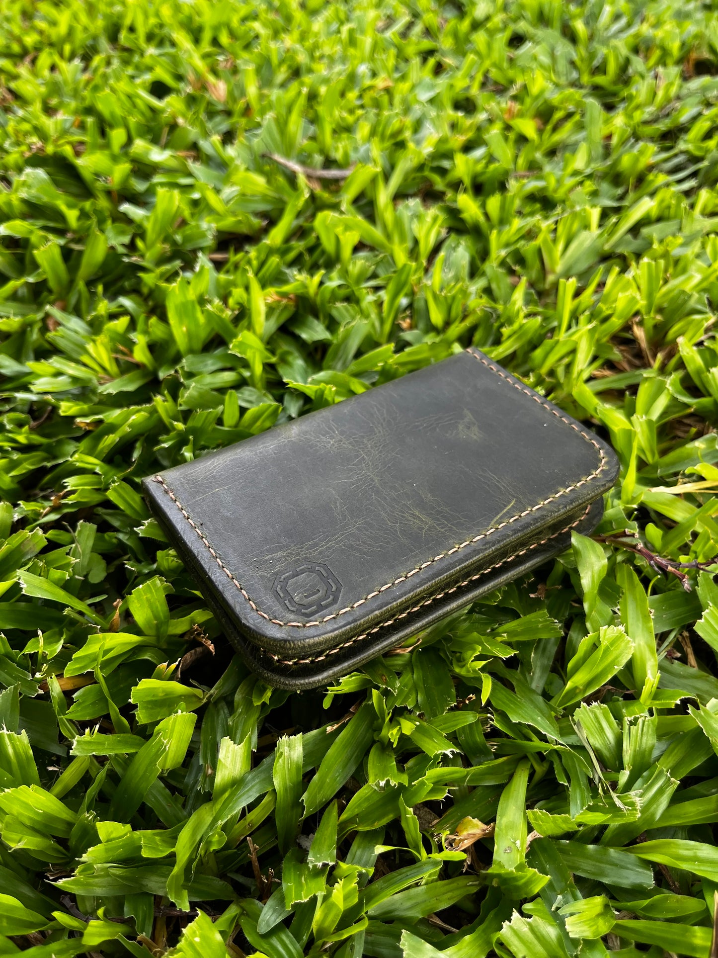 Pull-up Veg-tanned Leather Wallet in Olive Green